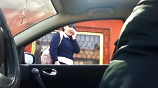 دو کنکی لڑکوں نے ایک ...