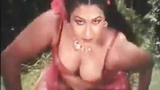 کیلی کلیننڈ، کرسٹن پ ...